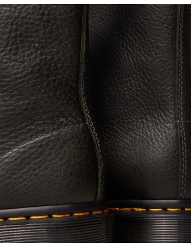 Dr Martens 1460 Pascal 8 Eye Boot DM31981300