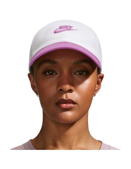 Nike Club Cap White and Pink FB5368 103