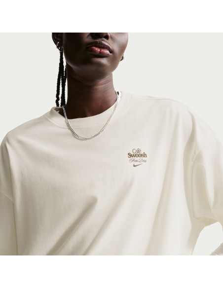 Nike Sportswear Classic W Oversized ShortSleeve TShirt SailDark HazelDark Hazel IQ1091133 MBS