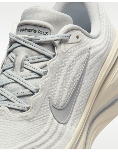 Nike Vomero Plus Running is Mental IQ0308094 MBS