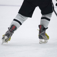 Ice skates & Hockey